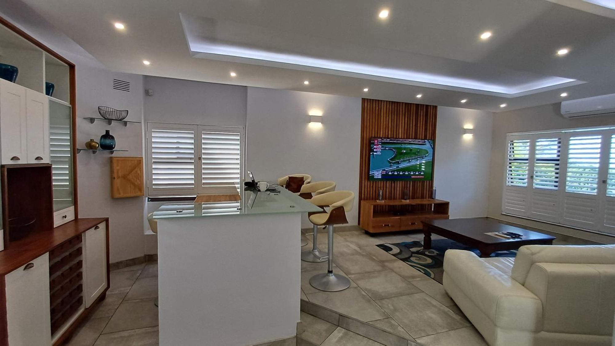 Oceans Boutique Hotel Durban Exterior photo